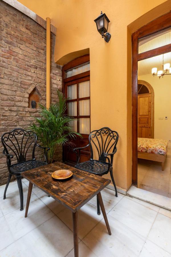 Ferienwohnung 9 Pera Istanbul Exterior foto